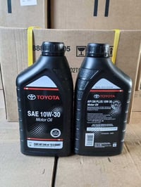 وصل زيت تويوتا 1 لتر قياس 10w30 ✅ سعر كارتون 169 الف ✅ كارتون يحتوي عل...
