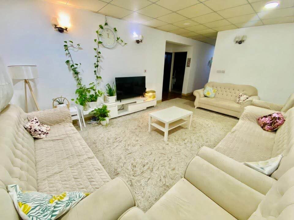 بەناوی خوا شوقەخاوێنودڵگیر٨ساڵەخۆمانی تیایەبەکرێنەدراوە
٦٠گەڵازیاترخوارسعری پێشتری خۆی ئەفرۆشین
‏‎لەهەروەرزێکدابەکەمترین ئامێروتێچوساردوگەرم دەبێت
‏‎شوێنێکی نزیکو مناسب هیچ قستی تیانیەلای شەستی بەرامبەر فامیلی مۆڵ ولەئاسایشی گشتی بۆخوارەوە نزیک چوارچرا
‏‎٩٠مەتردوونوستنەهۆڵی میوان،متبغ،باڵکۆن،مشتملات،
‏‎پارێزەری کاشی عەرزی کراوە،سقف جبسنە،دیوارعەزلە
‏‎کوردسیتی ٢قاتی٢بەرامبەرشوقەنیەلەپێشەوەیە کراوەیەڕووچوارچراوشەستی،رۆژئاواوقیبلە
‏‎خزمەتگوزاری سکریوتی کامێرای چاودێری،پارکی ئۆتۆمبیل،
‏‎پاککەرەوەی باڵەخانەوسیتی،وەنەخۆشخانەومزگەوت،خوێندنگە
‏‎زانکۆوبازاڕ پاسی هەمولێوەنزیکە***********مشتەریت تێلکە السليمانية, العراق
