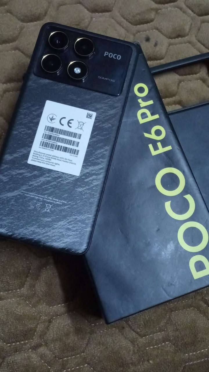 بوكو f6 ذاكره 512 جهاز فلاكشب رهيب بلالعاب  120فريم بدون اي تقطيق كامراته قويه بطاريته 100ب15دقيقه تشحن من0الى100
مستخدم اقل من شهر اخذته ب700الف الوصل موجود رايده 550
***********مكاني تلكيف
