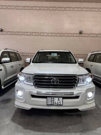 لاندكروز 2013 جديدة كلش مكفولة  6 سلندر  كشنات كهرباء  بصمة  فتحة سقف ...