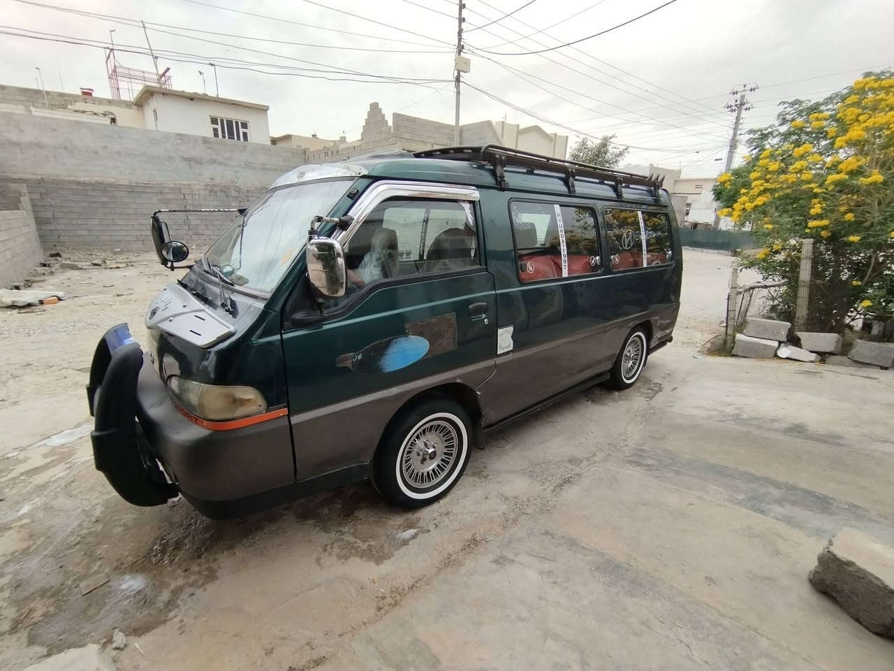 هوندا للبيع موديل 1996 مةكينة گاز شرط كير مكينة اكسل بدون صبغ فول سياحي مكان سيارة كلار ***********
