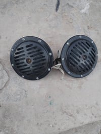 هورنات زوجين واحد إيراني وثاني مؤسسه دكه ونعومه بشرط الإيراني ١٧٥ ول م...