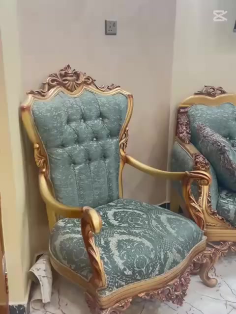 السلام عليكم تخم ملكي  للبيع جديد النظافه ١٠٠ ٪؜
لا مصلح ولا مكسور 
للاستفسار 
اتصال فقط ‭
مكانه الناصريه الحبوبي 
٠٧٨٠ ١٣٥ ٧٣٨٤‬
