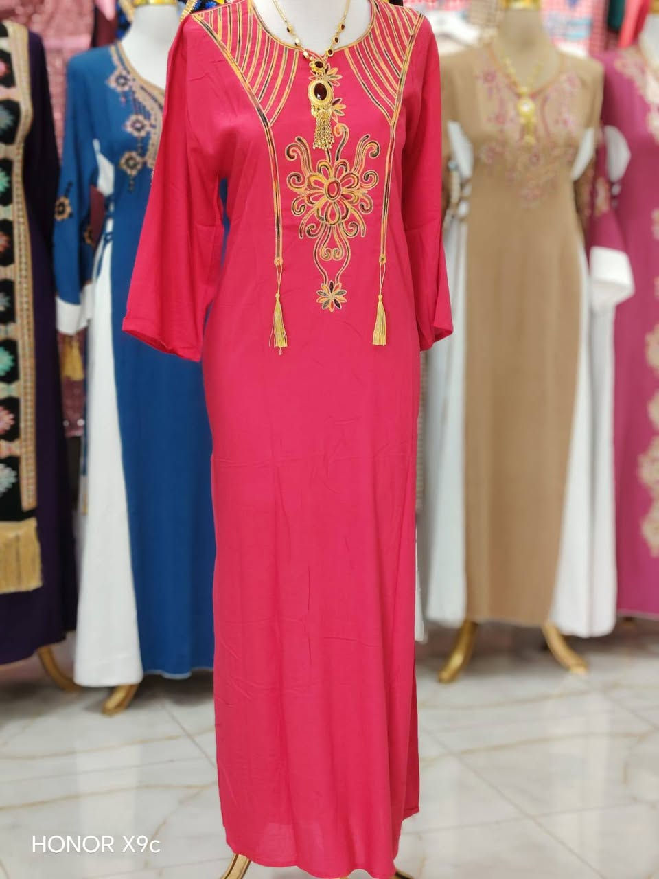 دشداشه كشمير الاصلي 
السعر 15
يوجد توصيل لجميع المحافظات العراق 🇮🇶


**إذا كنت صاحب هذا الإعلان وتريد حذفه لأي سبب، رجاءا أرسل رسالة إلى الدعم الفني**