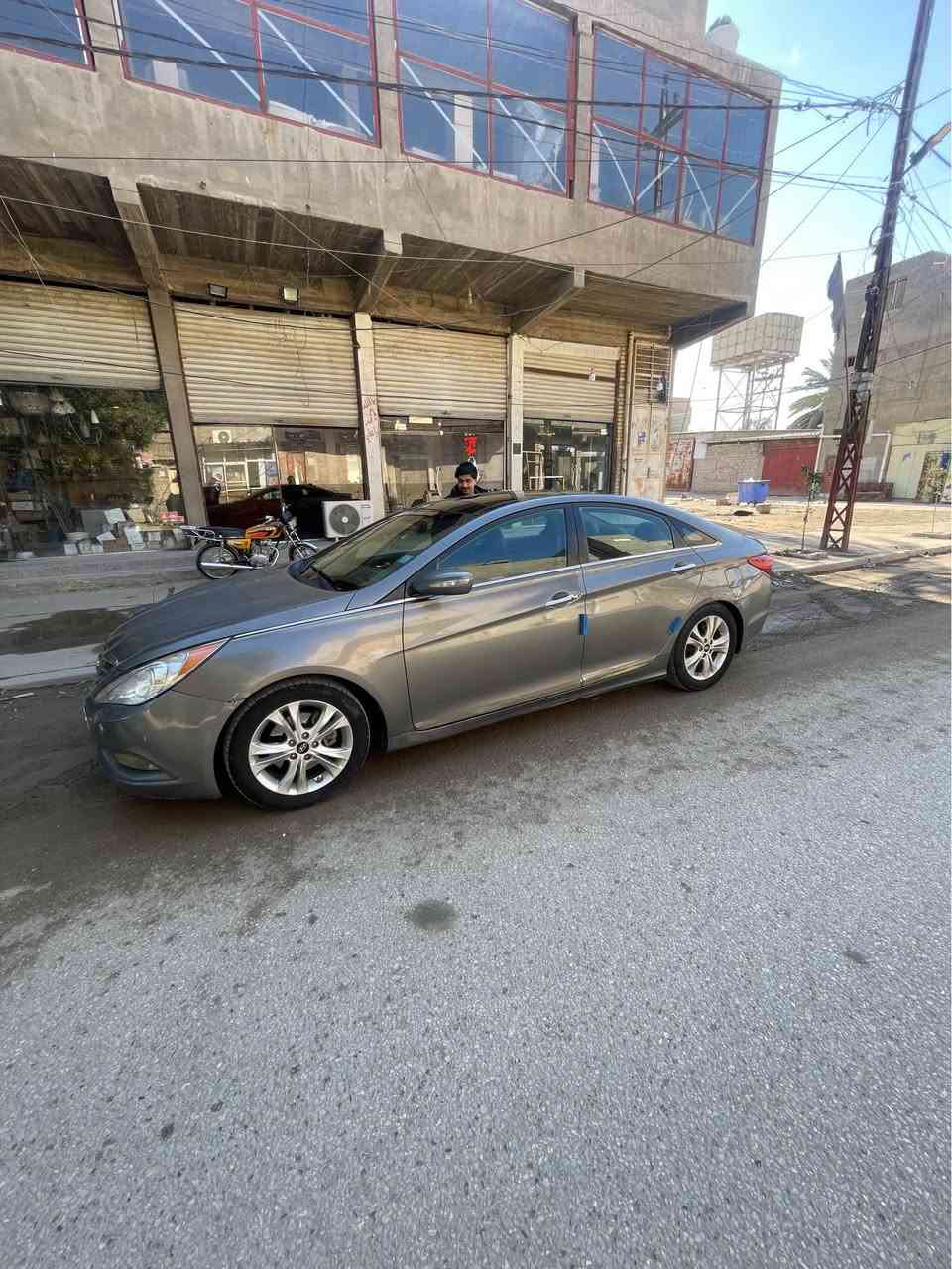 السلام عليكم للبيع او مراوس
سونتا 2013فئه VIPلمتد
السياره بسمي تحويل مباشر شوكت متريد 
فول موصافات بصمه ابواب +تشغيل+جنطه
بنورما كشنات جلد تدفئه كشنات
كشنات كهرباء ايرباكات بل كشنات 
تحكم ستيرن
شاشه كبيره اصل مو شد سستم انفنتي بلادي +دمام بلادي 
سياره جاهزه كير مكينه خير من الله حداديه 
ما ناقصها اي شي
(سياره داخله كلين بدون اي ضرر
بدون اي فتح جميع القطع ليبل واحد بيها صفحه رش كلير من امريكا) سياره جاهزه من كلشي
سعر 115$ بيها مجال 
مكاني بابل الحمزه الغربي 
*********** حلة, بابل
