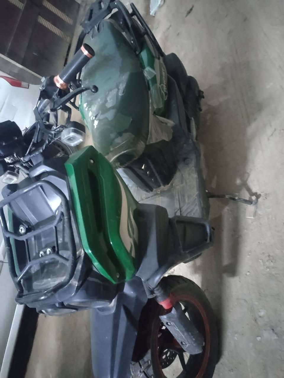 السلام عليكم مرخصة الادمن
عندي دراجه للبيع سكنز جبلي دراجه نضيفه محرك 150
السعر الاتصال ع الرقم التالي ***********
