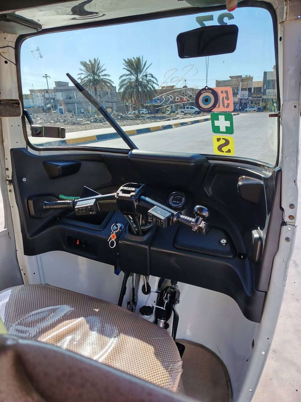 سلام عليكم.. تكتك لبيع موديل 2021تكتك جاهزه اي نقص مابيه وجهك وشارع  مرقمة سنوية بسمي تحويل ثاني يوم مكاني بغداد حي النصر مستعجل قفل 6100 ***********
