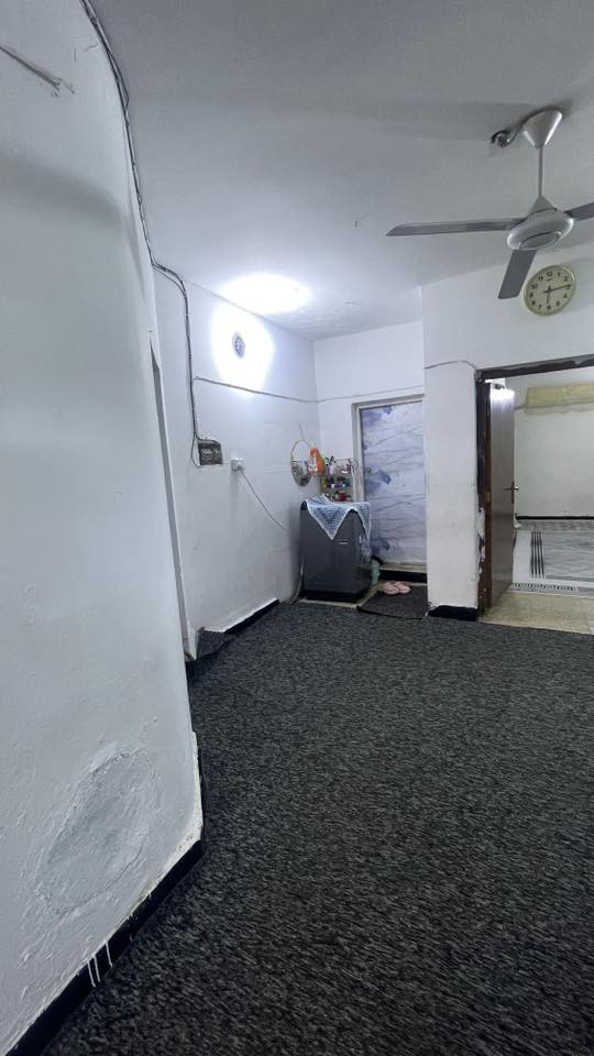 دار للبيع / طابو صرف
المكان البلديات المضمار محلة 728

قريب على تقاطع المرور و بانزين خانة سما البلديات 

المساحة 120 الواجهة ستة و النزال عشرين 

السعر 425 و بي مجال

للاستفسار الاتصال على

***********
