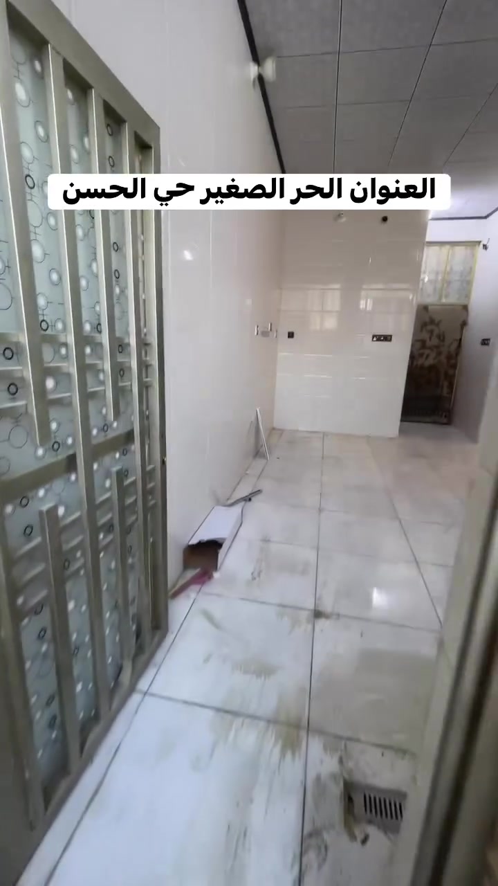 سلام عليكم بيت للبيع مساحة١٠٠متر. قرار محكمه سند٢٥  العنوان الحر الصغير حي الحسن يبعد ع التبليط ١٠٠متر ***********
