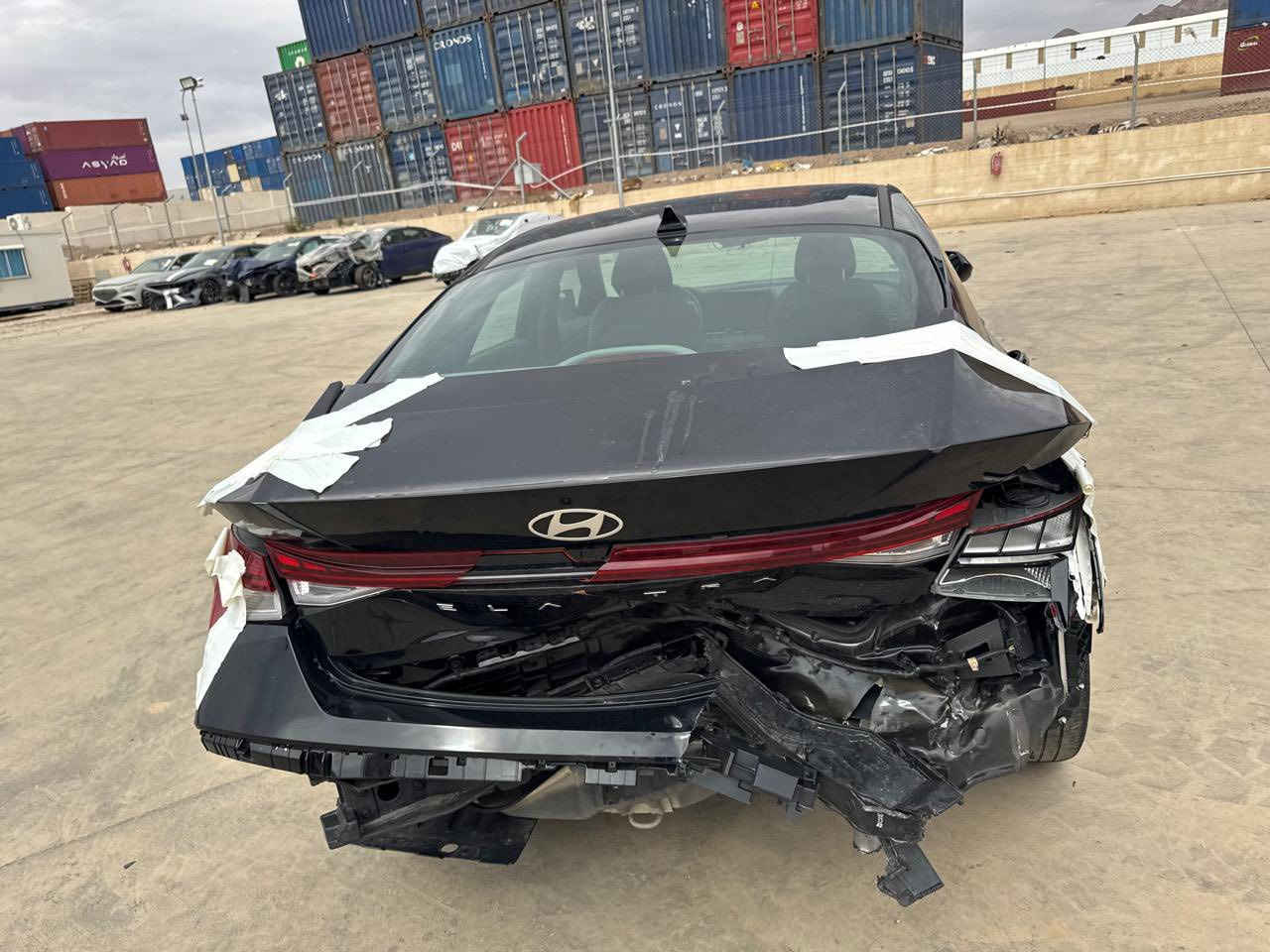 هونداي النترا موديل ٢٠٢٤ماشيه ٢٨مايل
فول مواصفات سياره فتحه عده الجلد
سياره بلحره ابيعه على وضعه حادثه موضح بصور 
تدخل حره او كتاب شهداء سعرها ١١٥وبيه مجال
سياره حيل نضيفه وحادثه حلو ***********
