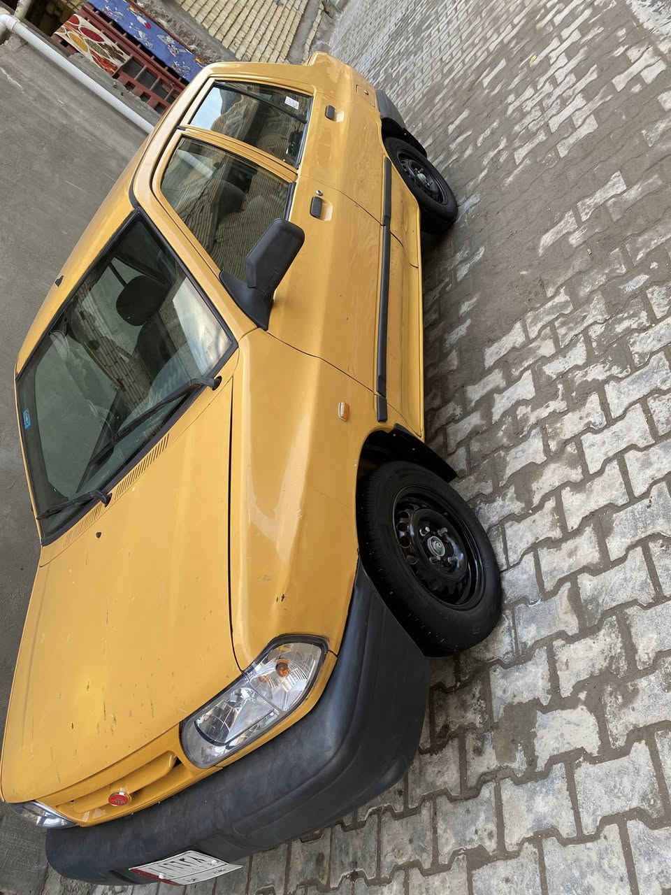 السلام عليكم ورحمة الله وبركاته 
سايبا 2015سياره جاهزه من كل شي 
مكينه كير خير من الله 
تبريد شغال 
مكاني بغداد الشعله اي ستفسار على رقم التالي ***********
السعر 31
