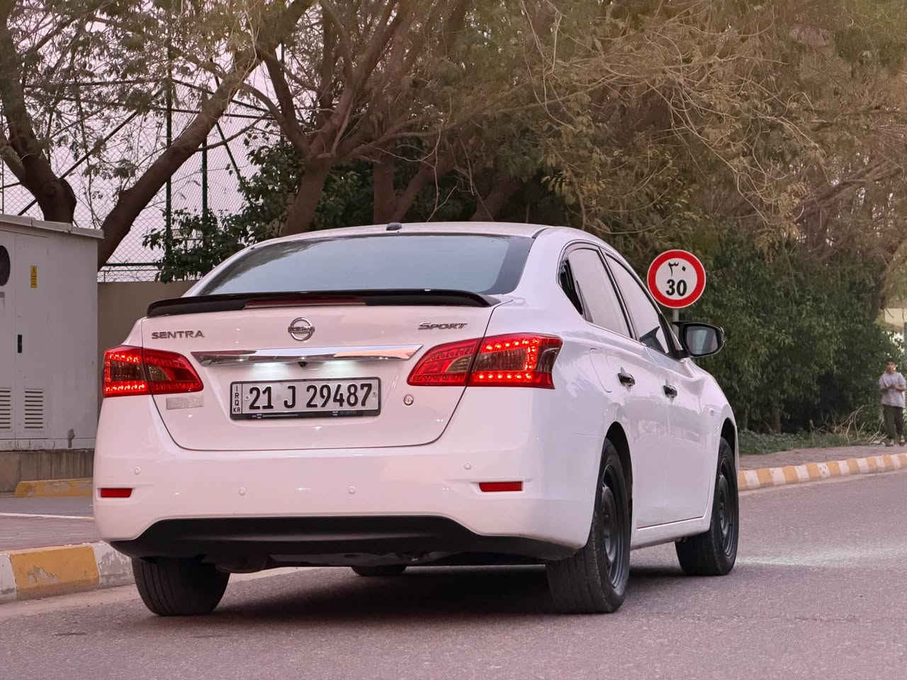 نیسان سینترا ٢٠١٩ 

١٠٧٠٠٠ کیلۆمەتر چوە 

بۆیاخی نیە 

دو شوختی قەڵەمکاری هەیە 

١٣٥ گەڵا 
*********** كالار, السليمانية
