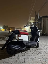 دراجه للبيع ماكس بوليس دراجه نضيفه محرك يخبل كهربائيات كلها شغاله نكره...