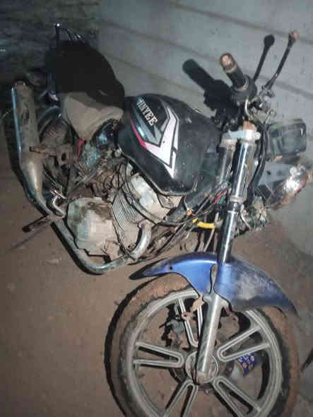 السلام عليكم دراجه بونده للبيع السعر 225وبيه مجال شي بسيط وهاذه الرقم ‏‪***********‬‏
