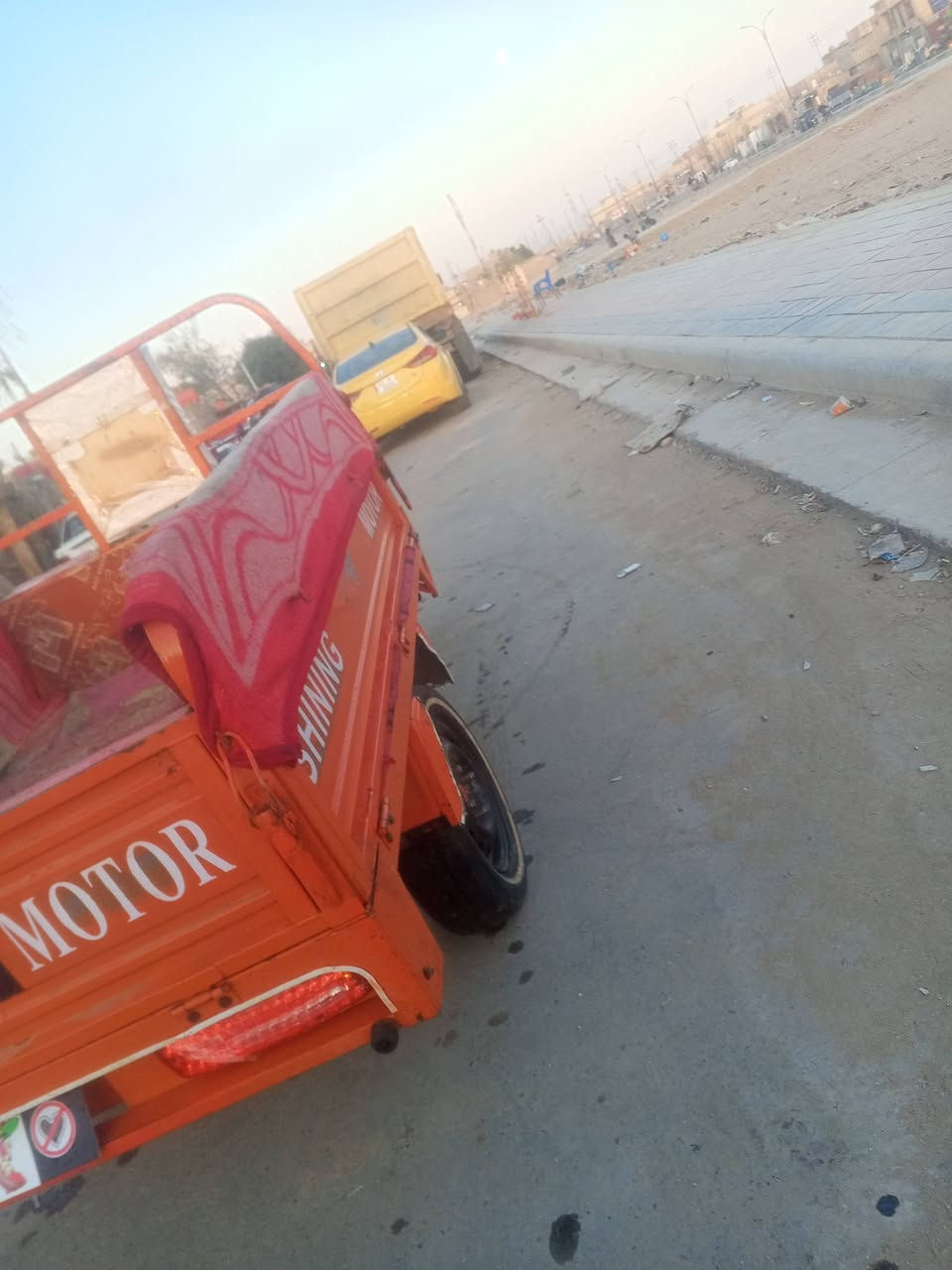 للبيع موديل 23 شراي يخابرني مكاني كربلاء ***********/***********
