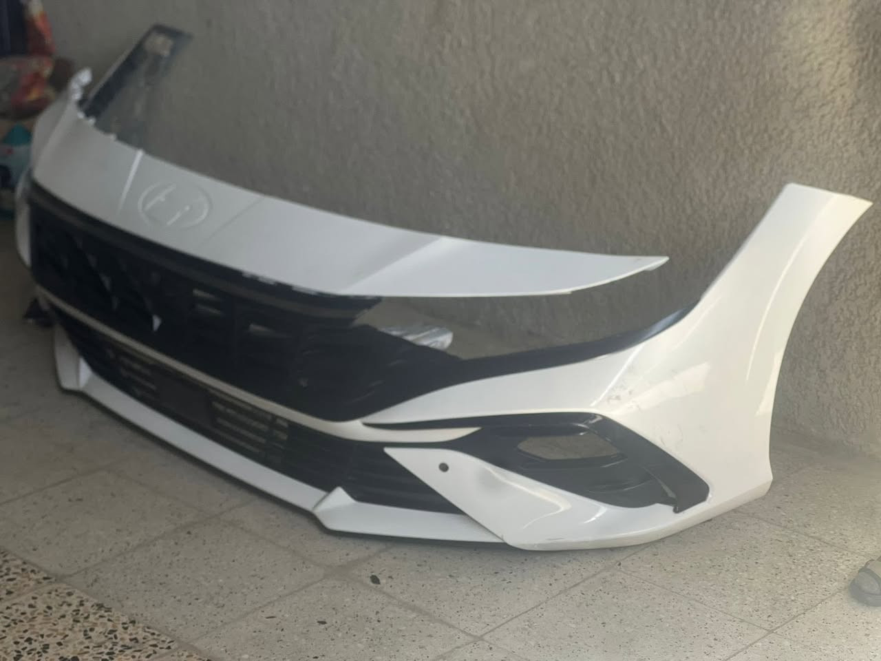 دعامية النترا 2024 لون ابيض بيها كسر بسيط من جهة اليمين اسفل مكان الحساس للبيع
العنوان بغداد حي القاهرة 

***********

السعر 100 الف
