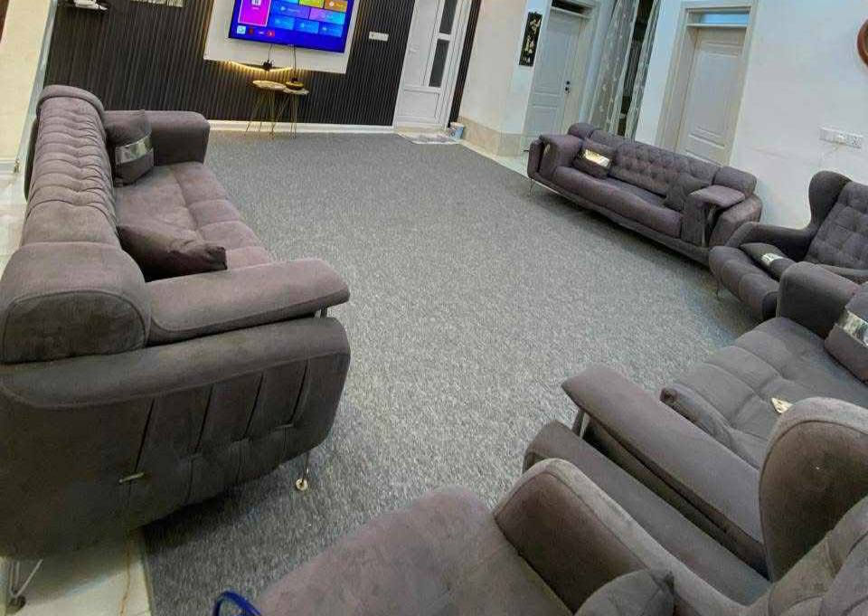 تخم قنفات عشر نفرات اخو جديد نضافه فول مع  كوشات كامل للبيع  او مراوس يرهم اي استفسار اتصل برقم ***********
