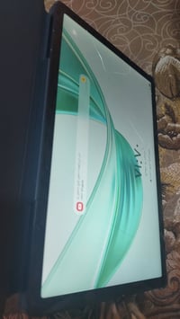 ايباد هونر x8a للبيع اخذته قبل 20 يوم ما حاطله لزكه وكع  وانفطرت الشاش...