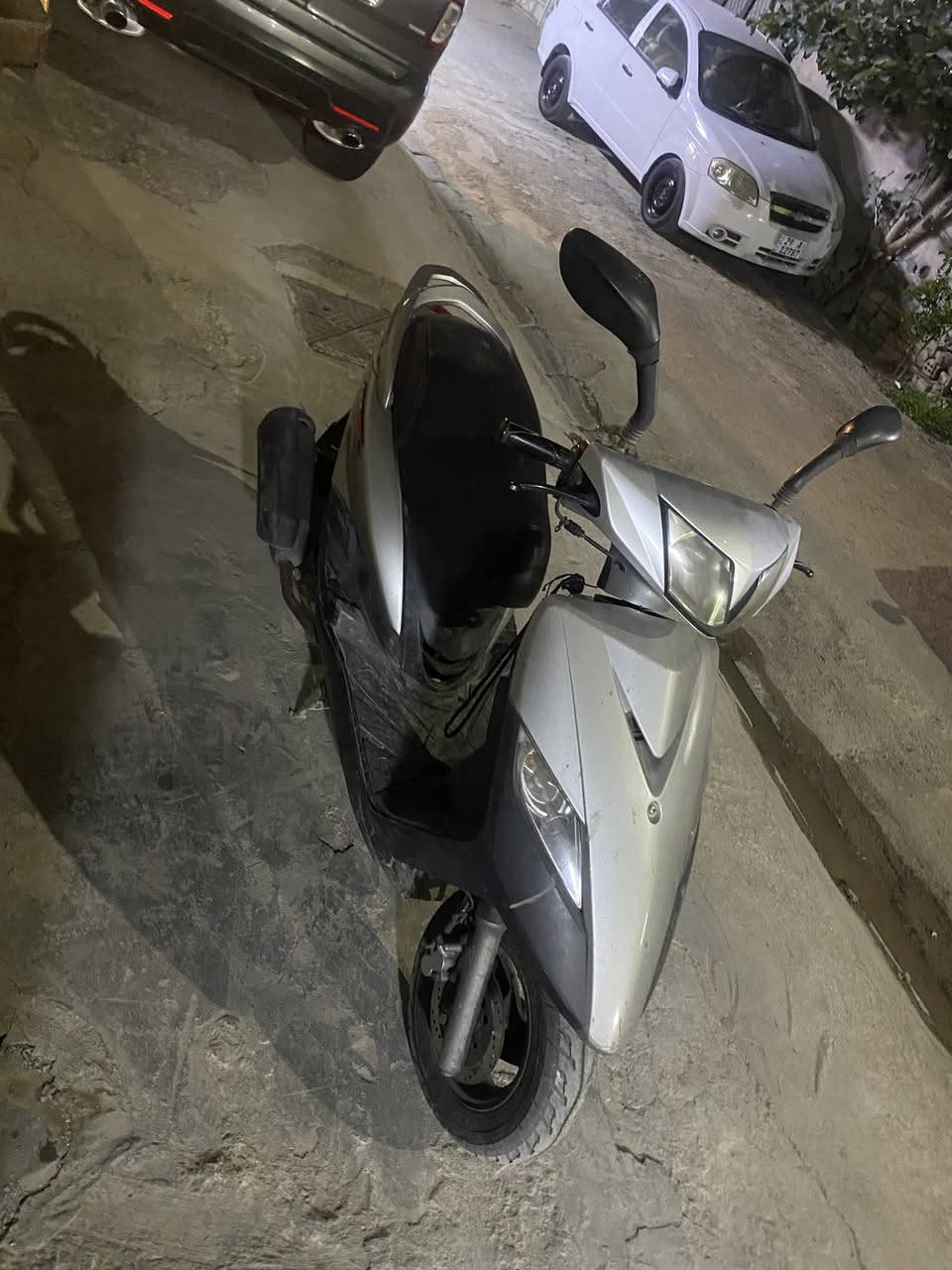 سلام عليكم شباب دراجة ثعلب نضيفة دراجة حلوة ٦٥٠بيها مجال ***********
