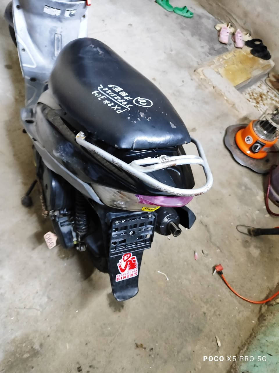 سلام عليكم دراجه للبيع ماكس منغولي دراجه 55مفتوحه  سلف هندر اشاير لايت دشبول كلشي شغال دراجه ناعمه ومعدل   مكان ديوانيه مركز هاذه رقمي ***********
