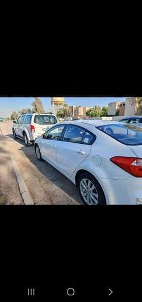 سيراتو 2016  بيه جاملغ خليجي 
حساسات امامي خلفي 
لد امامي خلفي 
اشاير مري + مري شفط 

مثبت سرعه 
ثلاث انضمه قياده (نورمايل-ايكو - اسبورت)
تبريد قطعتين 
خمسه ويل كب 
مانع انزلاق 
حساس تاير 
ماشيه150 حقيقي 
السياره رقم بغداد  جديد باسمي 
السعر 125 
مكاني  بغداد  
الاستفسار ***********
