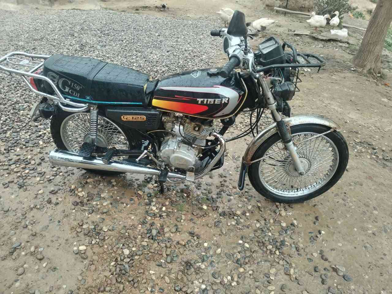 السلام عليكم موطور لبيع يراني موديل 20
لا تبخير ولا صرف كهربايات شقاله 
اتصل 
***********
