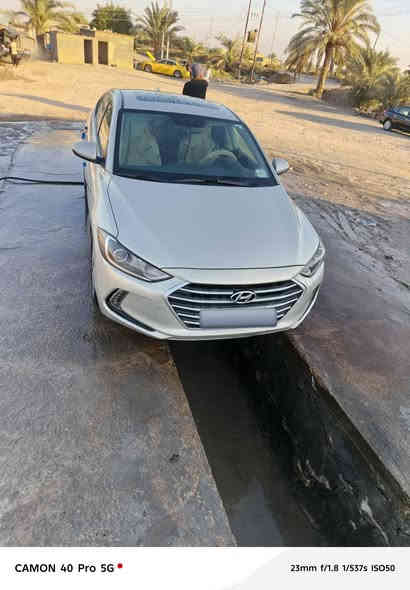 للبيع  
النترا موديل 2018 امريكي بسمي مداور ثاني يوم فول موصفات 
بصمه+فتح+كشنات تدفئة+دواخل بيجي
ضرر تبديل بنيد وتصلح جوملغ
محرك 2000دوش  
سعر133وبيه مجال بصيط
الاتصال علئ رقم***********
