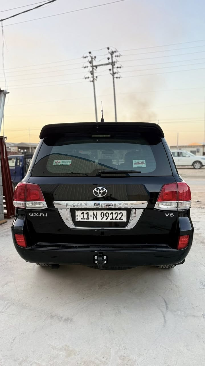 لاندكروز مديل 2011 ستينيه اصليه فول مواصفات 6 سلندر شرط الكفاله كير تخم تاير حداديه تبريد السياره كلش حلوه بيهه شخط بلجاملغ الخلفي وشويه من الباب  وصابغ ع كدهم السياره الباقي كفاله رقم بغداد مشروع وطني تحويل ثاني يوم السعر 290 وبيهه مجال بسيط حك الجيه فقط السياره احلى من الصور وسعرها كلش مناسب رقم الهاتف *********** عنوان السياره بصره قضاء المدينه
