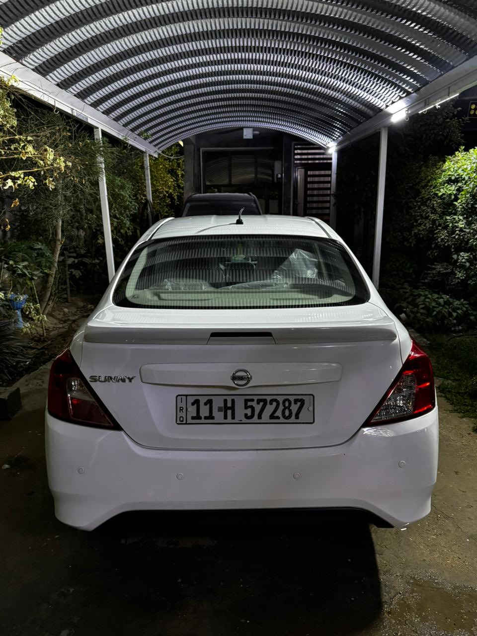 السلام عليكم للبيع او المراوس سني هندي بليته زركه مكفوله من الصبغ رقم بغداد باسمي مديل ٢٠ جاهزه السياره من جميع النواحي ماشيه ٧٠الف حقيقي السعر ١١١ للاستفسار ***********
