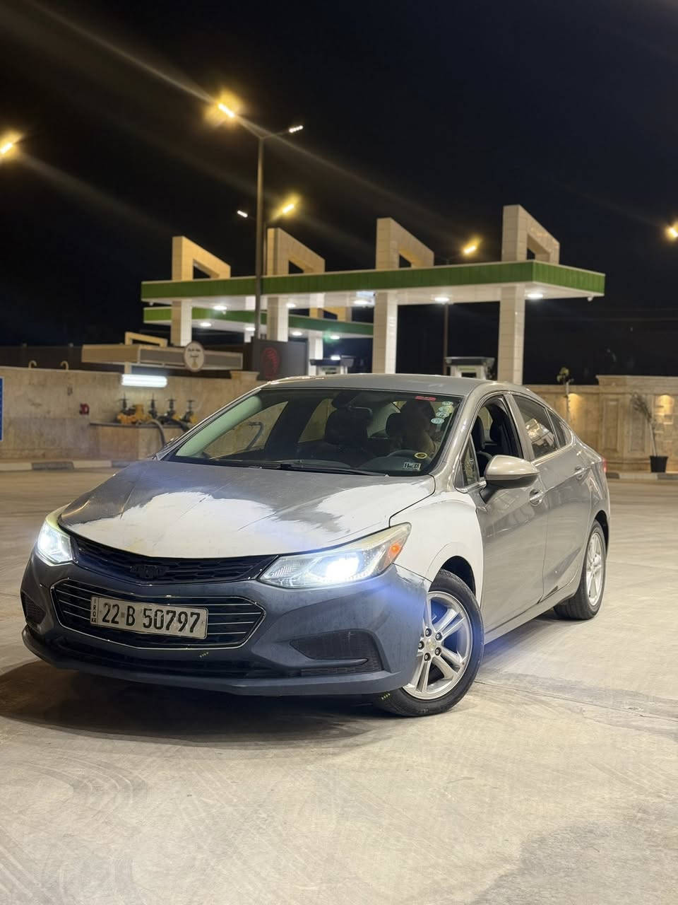 السلام عليكم شوفركروز موديل 2017
يرادله صبغ نص البنيد + جاملغ جه السايق مع العلم السياره مابيه صبغ بغير مكان حادثه من امريكا هذ وسونر موجود 
مكينه بيه خيط بخار خفيف كير مكفول تبريد ثلج صدر جدييييد
موصفات تحكم جهتين 
ماشيه 158 الف كيلو 
تشغيل عن بعد 
شاشه اصلي 
مقاعد تدفئه
منضومه لايت زنوون 
كار بلي 
كامره خلفيه
تشغيل بصمه 
بصمه ابواب + صندوك 
مثبت سرعه
لد نهاري 
لايت اوتو 
موصفات لLTلمعروفه
محرك1400تيربو كير ATاوتو
لسعر 75 ورقه بي مجال بسيط
للاستفسار: ***********

م/ السياره يرادله شويه ترتيبات
