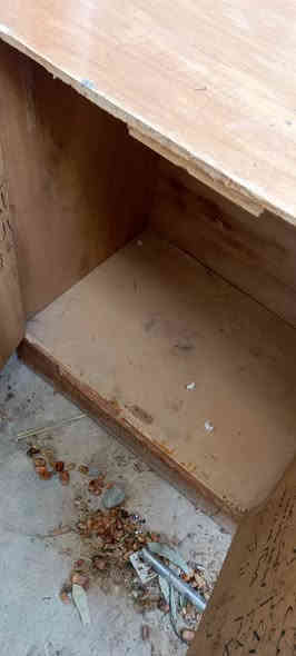 متاح  بوبفيه البيع السعر 25  مكاني ديالى شهربان الاحمر ***********
