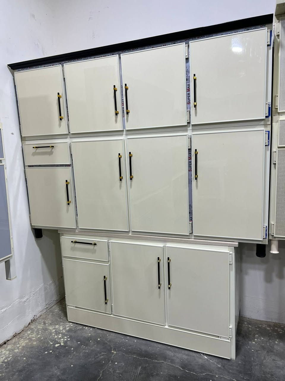 معرض الفهد 👑  للأثاث الجديد والمستخدم  
نراوس جديد بل مستخدم  مع دفع فرق
شغل مو سوكي شغل ثكيل حطاطه مواد كله تركيا بضمان 
تجي شوف بعينك وتقتنع. موجود جميع الوان والقياسات اذا ميعجبك هاذ لون يتوفر لون ثاني بل معمل نفصلك ع ماتريد
العنوان: الرمادي التأميم مجاور راشي رشيد 
مقابل تانكي ام عمار 
يوجد توصيل داخل الرمادي فقط
للاستفسار الاتصال على الرقم :***********
:***********
