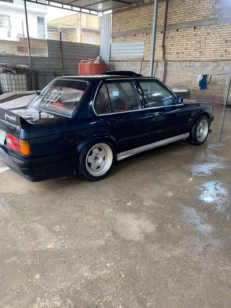 سلام عليكم
زعره 325 مفتوح 
كير عادي جاترك اكسل قفل 
مكينه جديده شاديها 
سياره ما بيها زلغ أو رصعه 
تخم تاير جديد 
رقم انبار صاحبها يريد تحويل 
سعرها ٣٥وبيها مجال بصيط
عنواني بغداد الحسينيه مال راشديه
***********
