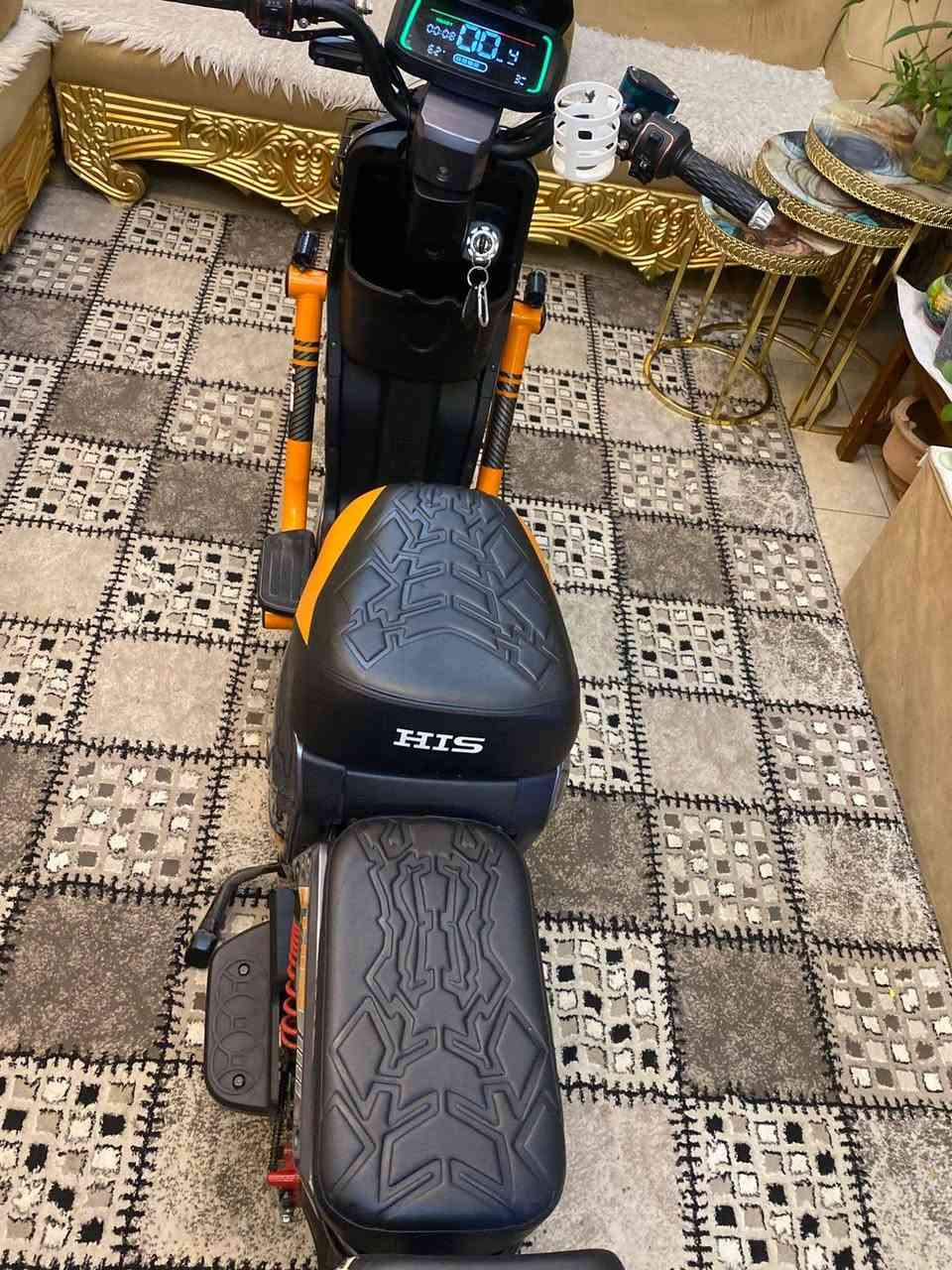 السلام عليكم 
دراجة شحن H900 
مستعمل
للتواصل واتساب ***********
