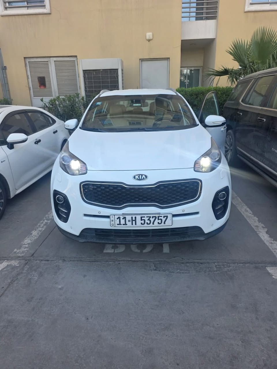 السلام عليكم 🤝

موديل 2019خليجي ⬇️⬇️

رقم بغداد مشروع الوطني ☑️☑️

🚩حالة السيارة :-

*مكفولة من الصبغ 

* مكفولة من التبديل والفتح 

* مكفولة من الضربة 

* فقط بارد بسيط كد شبر بل باب الخلفي 

*محرك مكفول 

* كير مكفول 

🔺🔻كاملة من كلشي مابيهة اي نقص عليهة ادامه كامله مسويلهة ومناقصهة اي شي ☑️

مكان السياره بغداد 
بوابه العراق 
او الدوره 🔴

السعر 188$ وبيها مجال حك جيتك 

📲للاستفسار ***********
