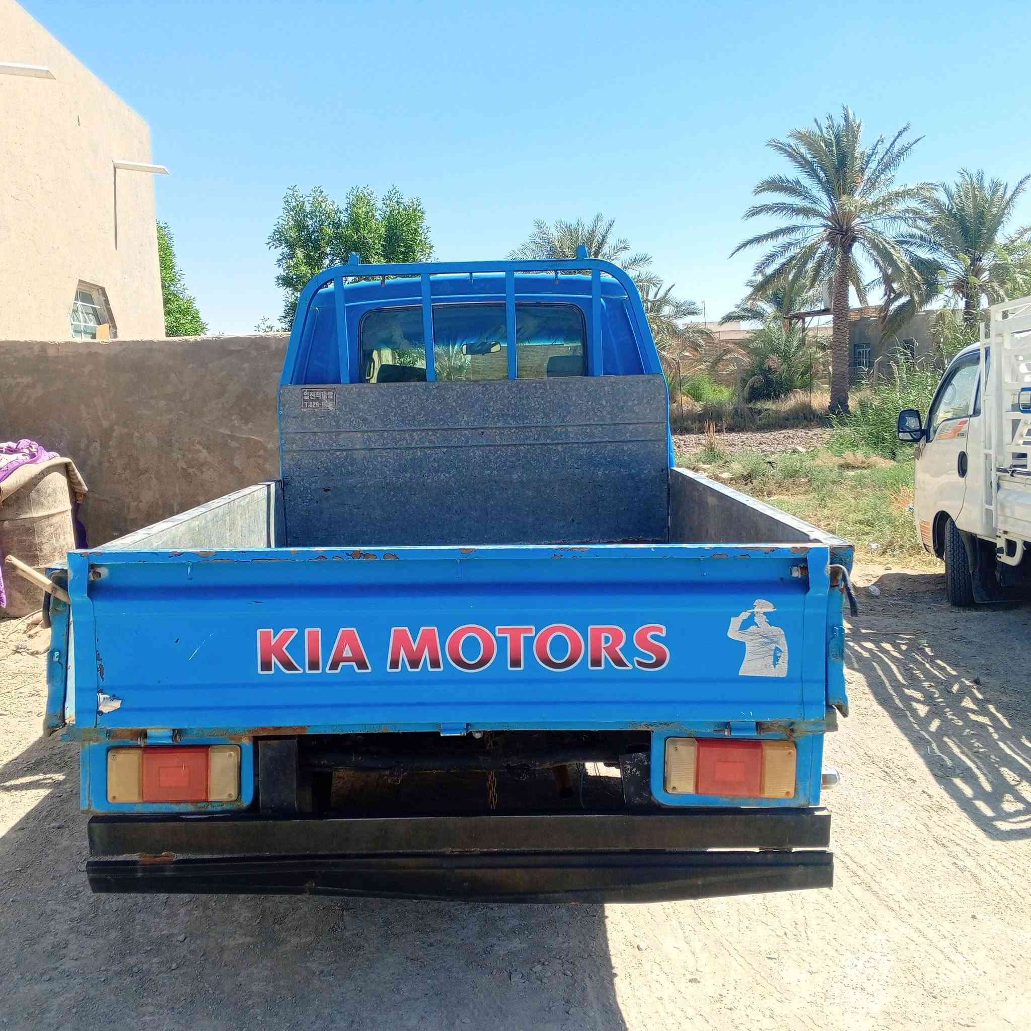 كيه بنكو موديل 95  سيارة خير من الله بلاديه شاصي مكفول رقم انكليزي بسمي تحويل ثاني يوم للستفسار رقم الهاتف ***********
