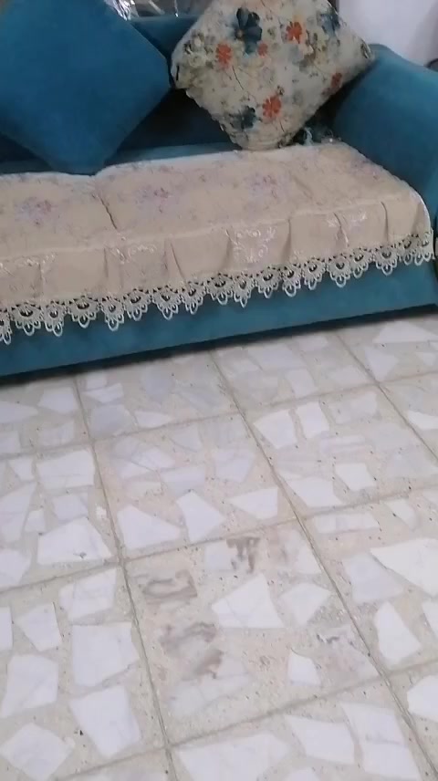 تخم نضيف للبيع السعر 150 وبي مجال بصيط 8 مقاعد


**إذا كنت صاحب هذا الإعلان وتريد حذفه لأي سبب، رجاءا أرسل رسالة إلى الدعم الفني**