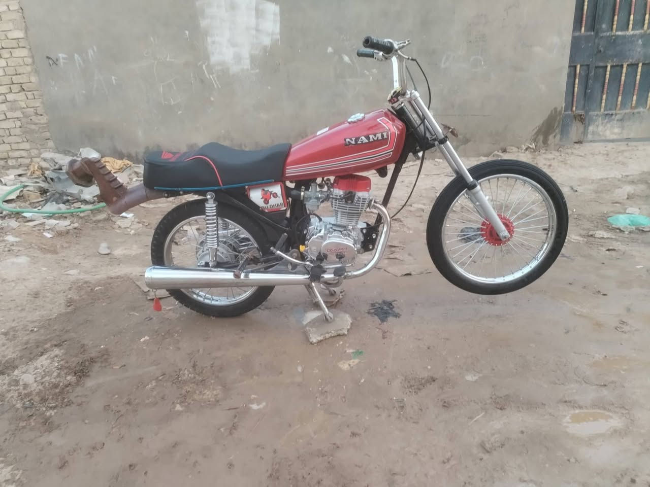 السلام عليكم دراجه للبيع***********
