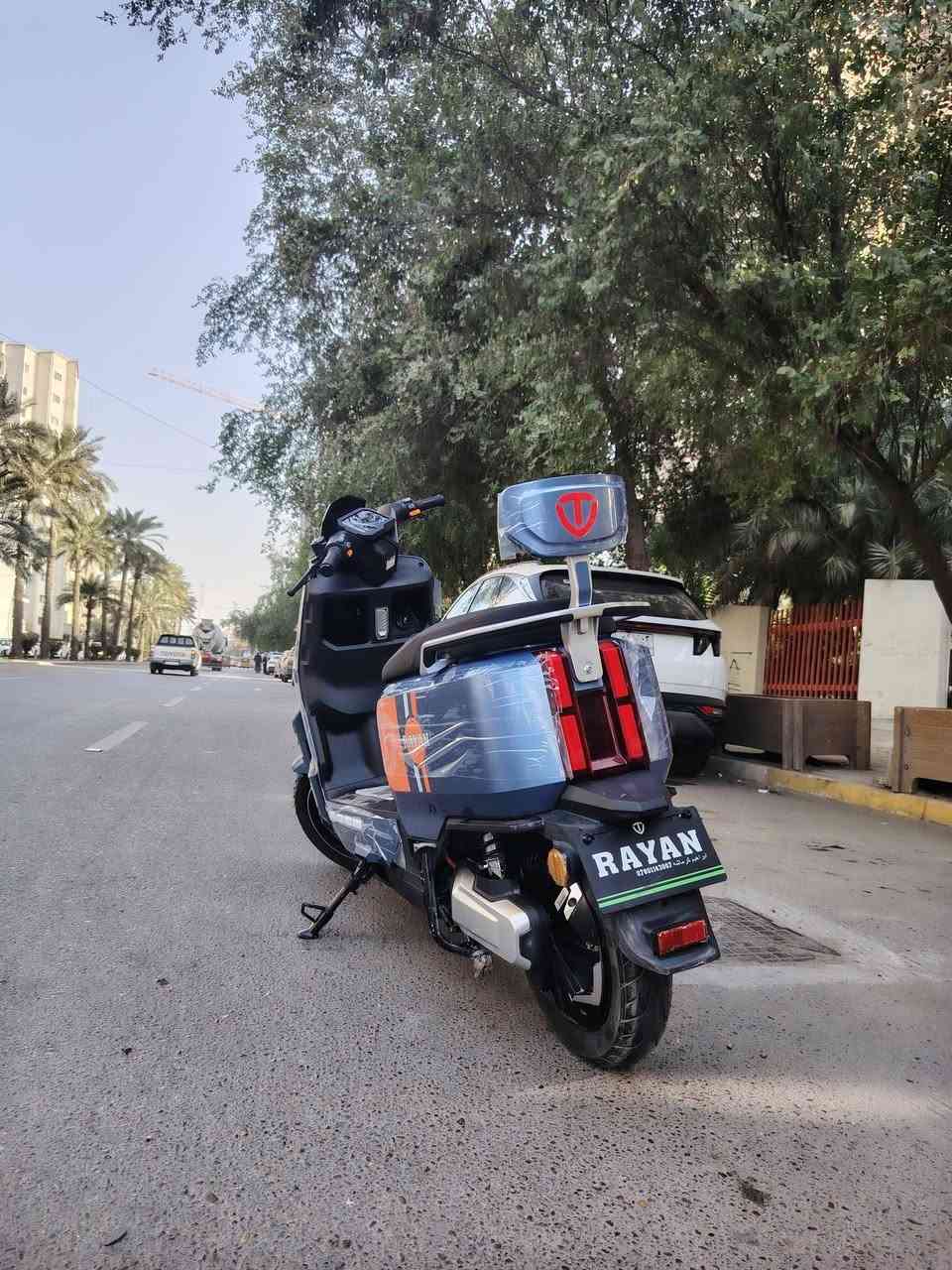 ريان وحش الكون للبيع
لون مميز
مواصفات
6 باتري
ملف 2000
80 كيلو بالشحنة الوحدة
نظام p
نظام R
نظام حماية سرقة
نظام بصمه
تربط على موبايل
قاطع دورة
نظام abs
منفذ شحن USB
َوصل الشراء موجود 
العنوان بغداد شارع فلسطين
للاستفسار *********** 
السعر ٩٥٠ وبيه مجال
