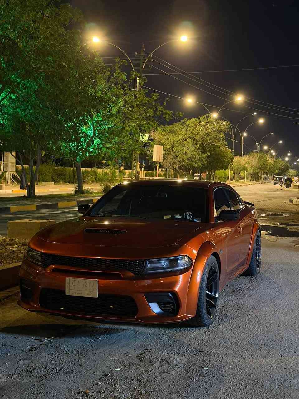 سلام عليكم عندي جارجر سكات باك  2021 SRTجديده السياره كلش نضيفه ولون مميز ماكو اخته بكربلاء وايد بدي اصل مكينته 6400حادثه جاملغ  مسروق ونص من البنيد صبغ السياره متصرف عليه الف دينار جديده 
السعر 250 
***********

