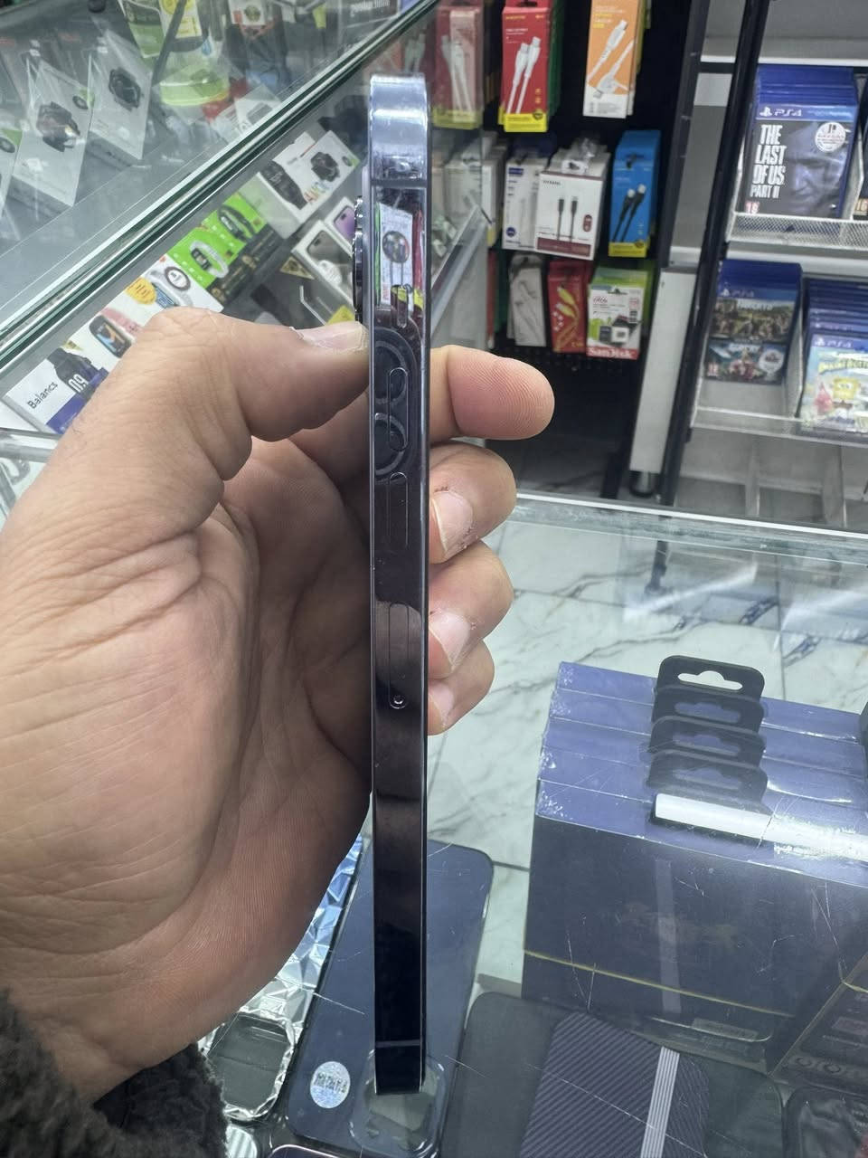 سلام عليكم ايفون 13 برو ماكس ذاكرة 256
البطاريه 79‎%‎ الجهاز تفاصيله موضحه كله شاشه امبدله نطيف حيل بس امصلح فيس ايدي يشتغل الجهاز تصليح ركاله السعر 425 الف وبي مجال بسيط حي العامل شارع 84 مركز المسرة للموبايل ***********
