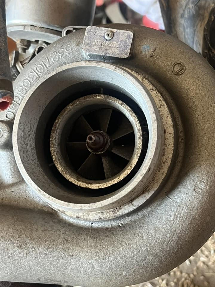 للبيع سوبر مال بيركنز كتر 6.6 مال حاويه من استراليا ت***********
