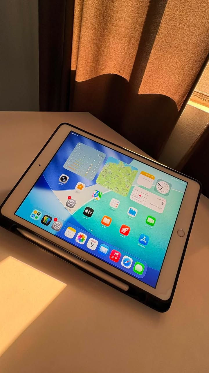 للبيع | iPad الجيل الثامن 128GB 📱✨

للبيع آيباد الجيل الثامن، بحالة ممتازة ونظيف جدًا.

🔹 السعة: 128GB
🔹 اللون: فضي
🔹 الحالة: 90%
🔹 يعمل بكفاءة عالية، بدون أي مشاكل
🔹 تم تحديثه إلى أحدث إصدار
🔹 الشاشة والبطارية بحالة جيدة
🔹 يأتي مع القلم 

💰 السعر: (250)وبي مجال
📍 الموقع: (كركوك)

للتواصل والاستفسار ***********. الجاد فقط، والله يبارك للجميع
