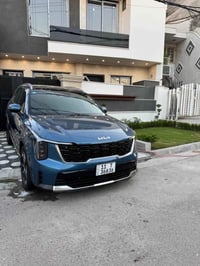 كيا سورنتو 2025 هايبرد SX برستيج فول الفول 5كامرات ماشيه 1000فقط زيرو ...