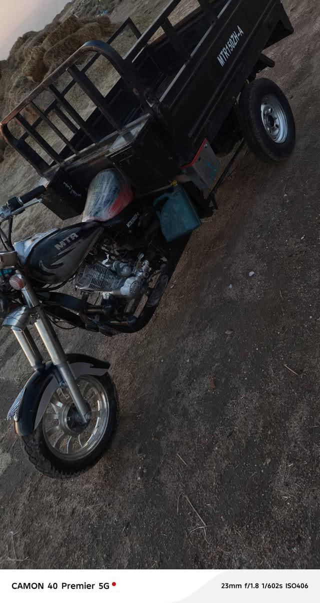 لام عليكم ستوته للبيع  موديل 15 اوراق مداور ثاني يوم اكسن جمره جديد مكينه مفتوحه مره وحده كهربائيات شغاله  ستوته جاهزه  سعر  1450 وبيه مجال  مليون واربعميه وخمسين وبيه مجال  مكاني نجف مشخاب  للاستفسار  اتصل او واتساب ***********
