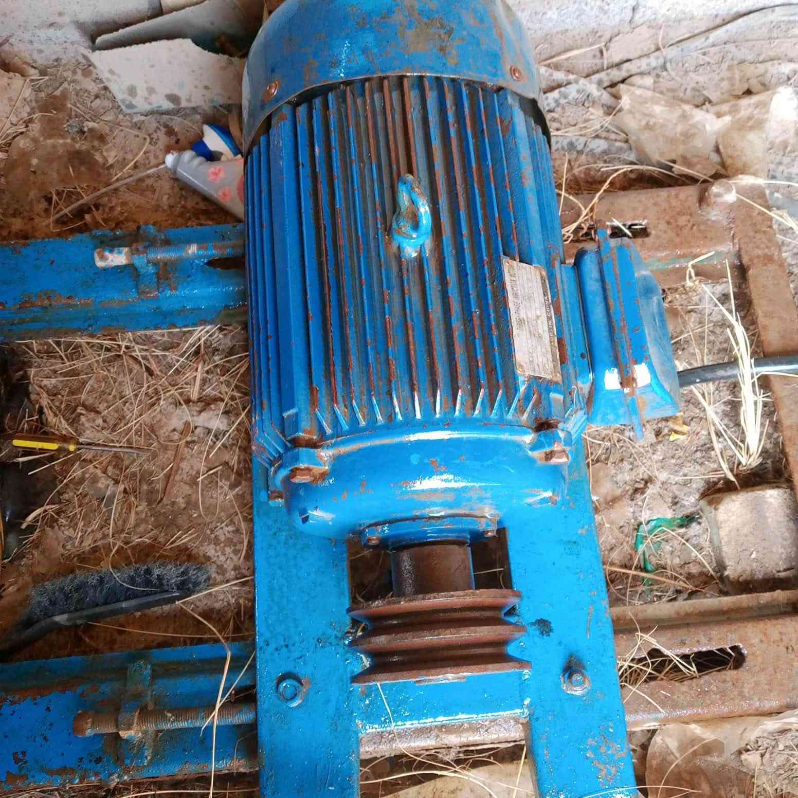 ماطور 20 حصان كهربائي للبيع خنزيره 6ب6 واسط قضاء الحي ناحية البشائر
للاستفسار ***********
