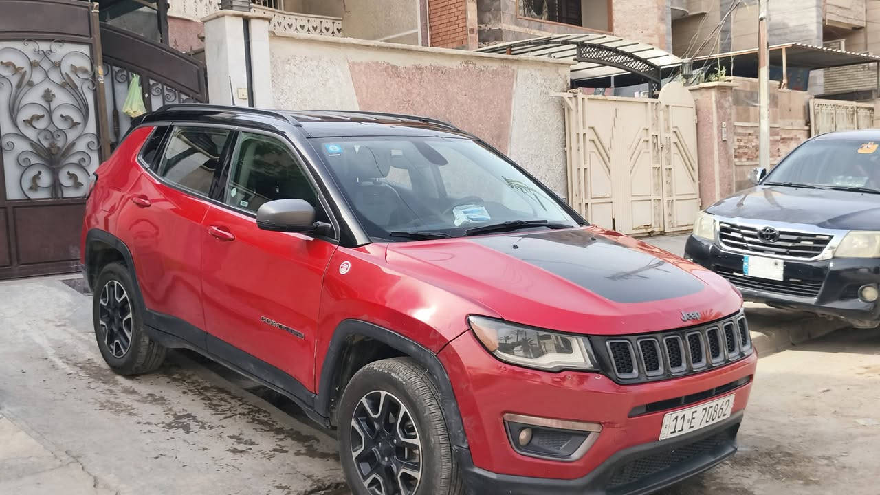 جيب كومباس  2019🚗
موصفات

تو كلر🏴🚩

شاشه جبيره

شاشه اعطال

تحكم ستيرين جهتين

هاند بريك بصمه 

اوتو ستوب 

فوريل 4*4

تبريد قطعتين 

بصمه تشغيل عن بعد 

مثبت سرعه

كامره 

كشنات جلد 

5وضعيات قياده

صور الحادث  موجوده بلمنشور

***********

السعر 110بي مجال بسيط
