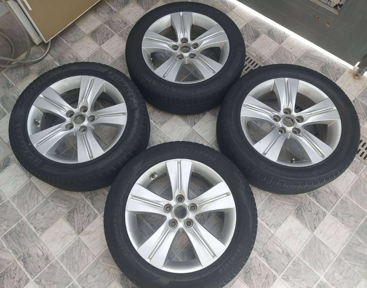 سلام عليكم كبريسر 3500 شرط شغال رايديتر تبريد مستخدمه مع تخم ويل حجم 17 كلمن وسعره جوه السوك ابيع كلهن بيهن مجال *********** مكاني سماوه
