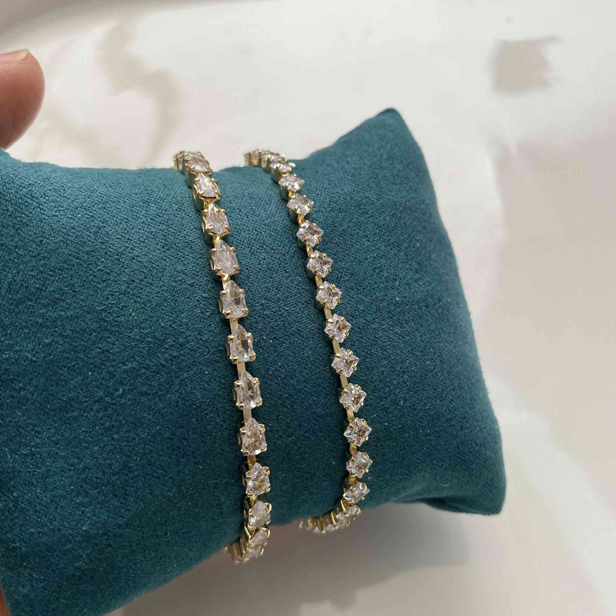 متوفر ستانستيل مقاوم 
التوصيل ٣


**إذا كنت صاحب هذا الإعلان وتريد حذفه لأي سبب، رجاءا أرسل رسالة إلى الدعم الفني**