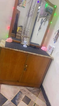 من رخصت مدير الكروب غرفه مستعمله للبيع ستفسار عله هاذه الرقم/077350323...